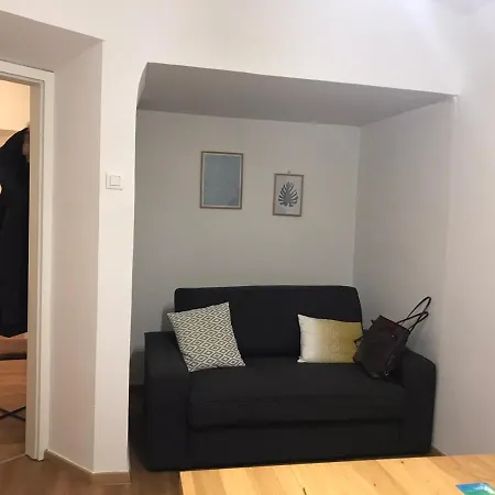 Διαμέρισμα Aida